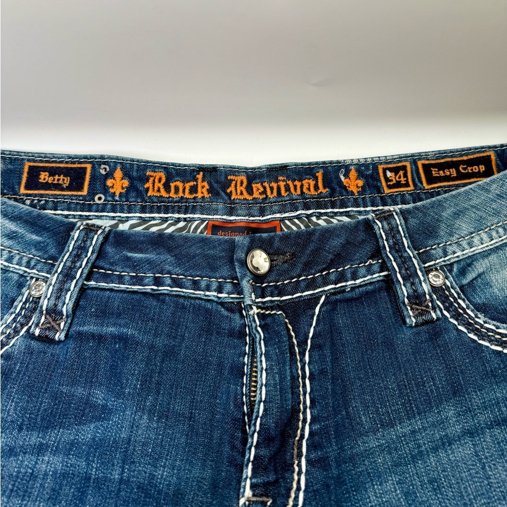 Rock Revival Women's Size 34x24 Embellished “Betty” Easy Crop Jeans - Picture 7 of 15